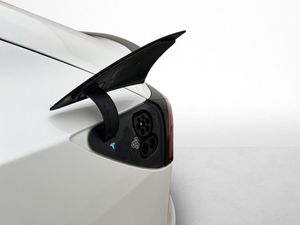 Tesla Model 3 bild 11
