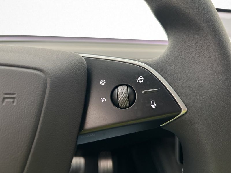 Tesla Model 3 bild 18