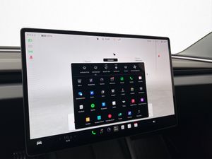 Tesla Model 3 bild 25