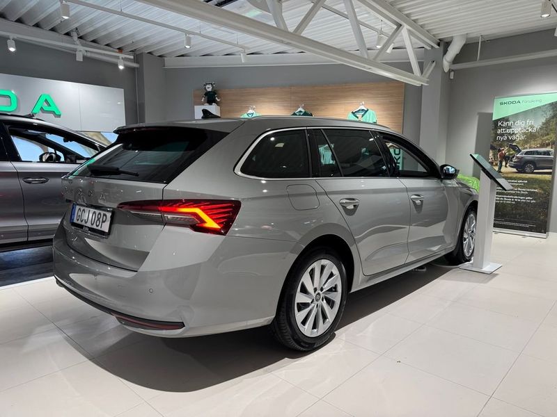 Skoda Octavia bild 3