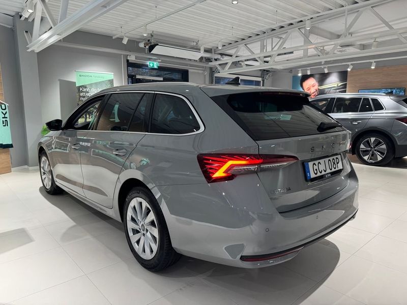Skoda Octavia bild 2