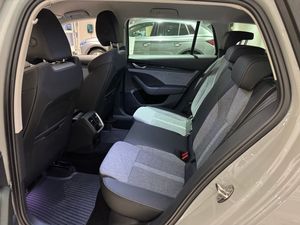 Skoda Octavia bild 6