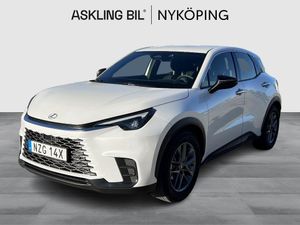 Lexus LBX bild 1
