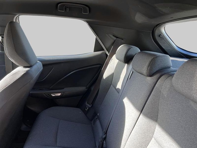 Lexus LBX bild 7