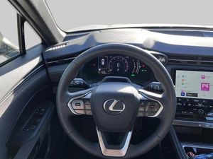 Lexus LBX bild 9
