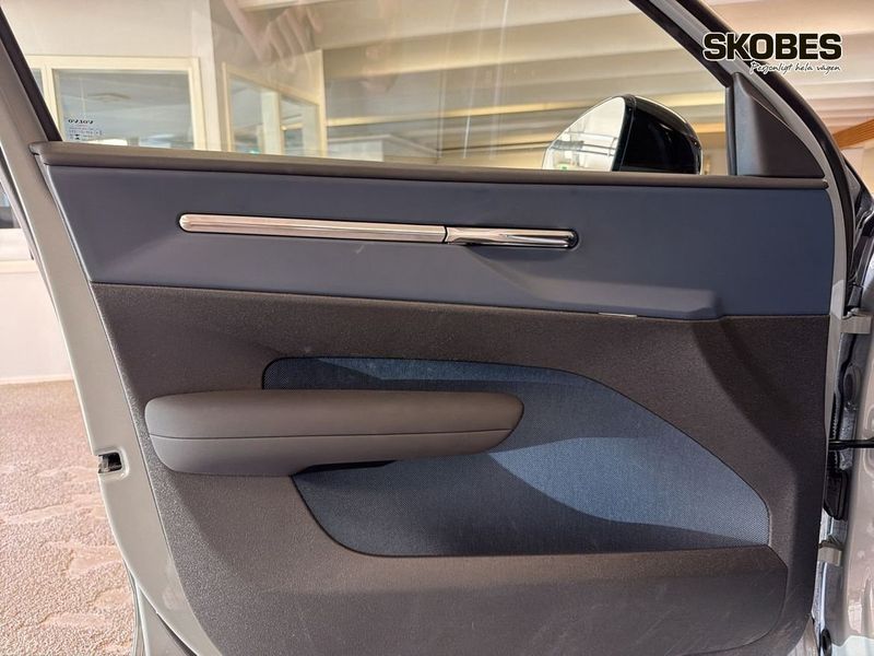 Volvo EX30 bild 16