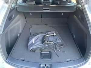 Suzuki Swace bild 16
