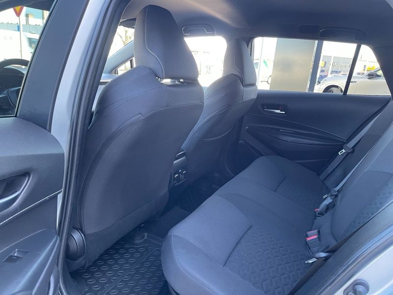 Suzuki Swace bild 15