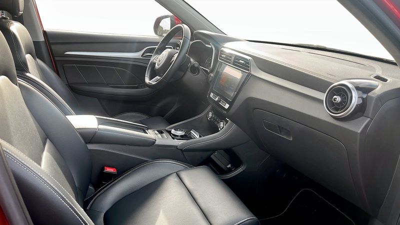 MG ZS EV bild 3
