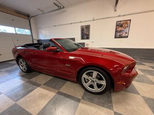 Ford Mustang bild 2