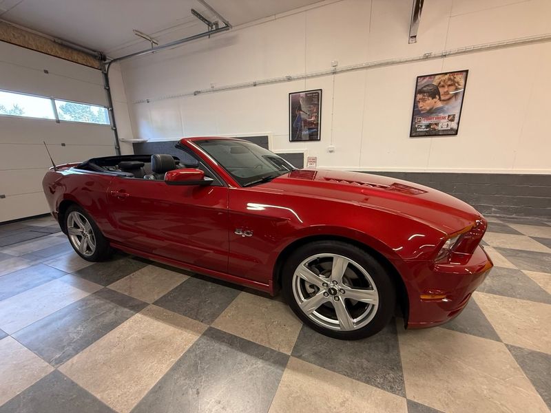 Ford Mustang bild 2