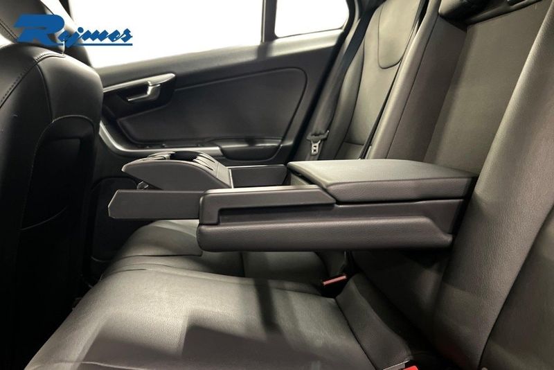 Volvo V60 bild 6
