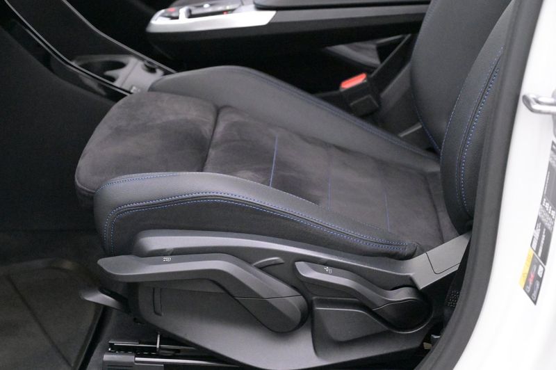 BMW 225 bild 10
