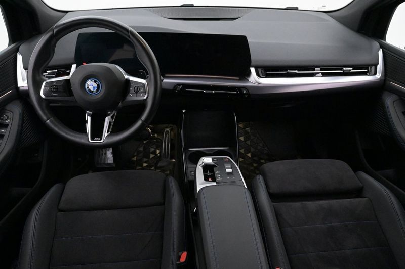 BMW 225 bild 6