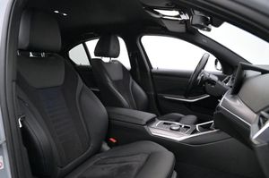 BMW 330 bild 11