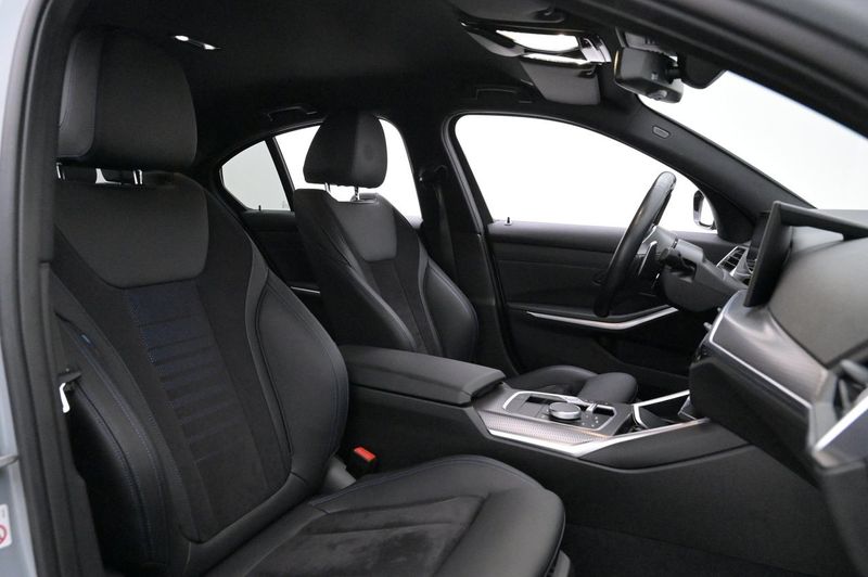 BMW 330 bild 11
