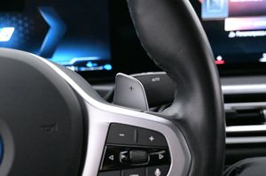 BMW 330 bild 6