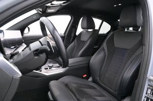 BMW 330 bild 8