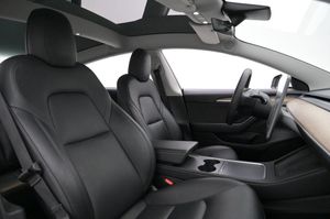 Tesla Model 3 bild 11