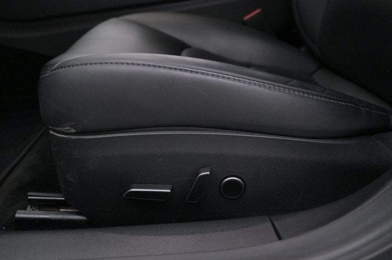 Tesla Model 3 bild 10