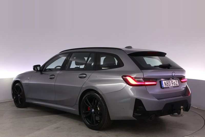 BMW 330 bild 4