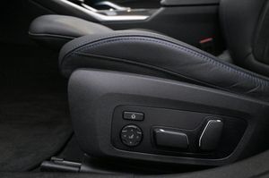BMW 330 bild 11