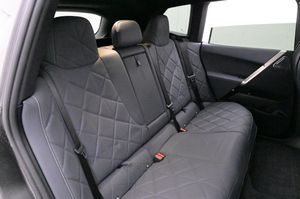 BMW iX bild 21