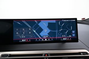 BMW iX bild 15