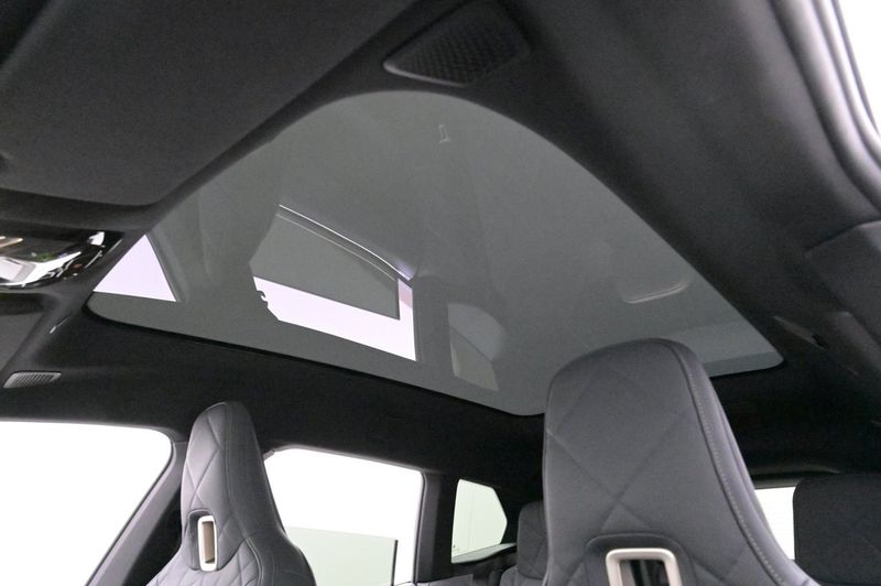 BMW iX bild 20