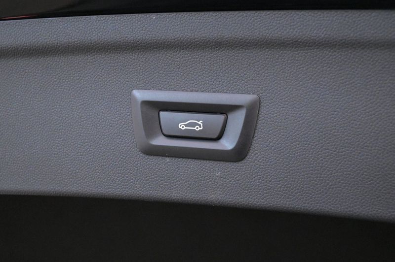 BMW iX bild 23