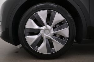 Tesla Model Y bild 27