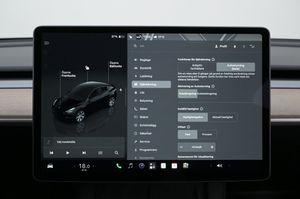 Tesla Model Y bild 11