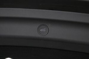 Tesla Model Y bild 22