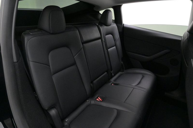 Tesla Model Y bild 22