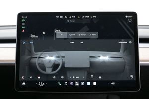 Tesla Model Y bild 18