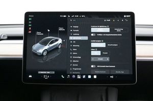 Tesla Model Y bild 15