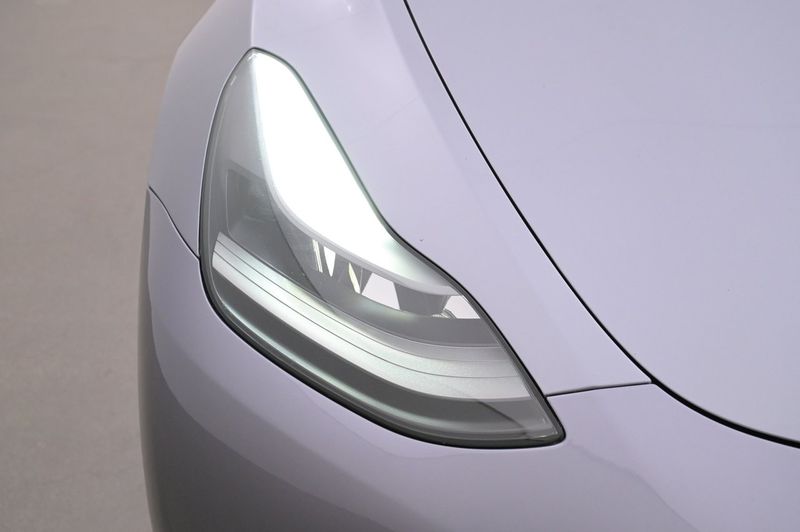 Tesla Model Y bild 26