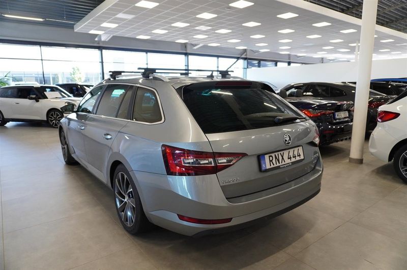 Skoda Superb bild 5