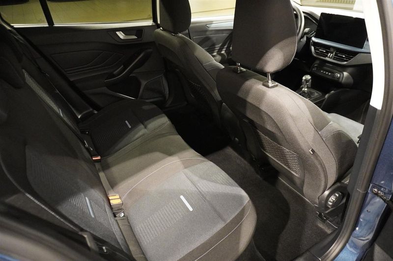 Ford Focus bild 8