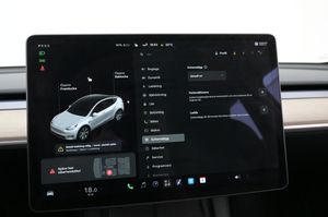 Tesla Model Y bild 15