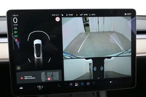 Tesla Model Y bild 19
