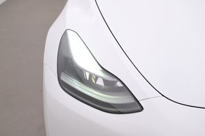 Tesla Model Y bild 26