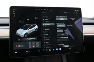 Tesla Model Y bild 14