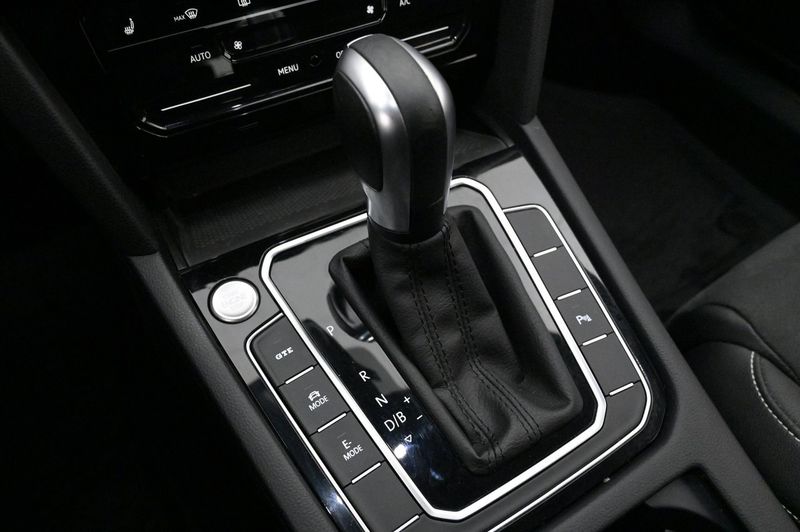 Volkswagen Passat bild 22