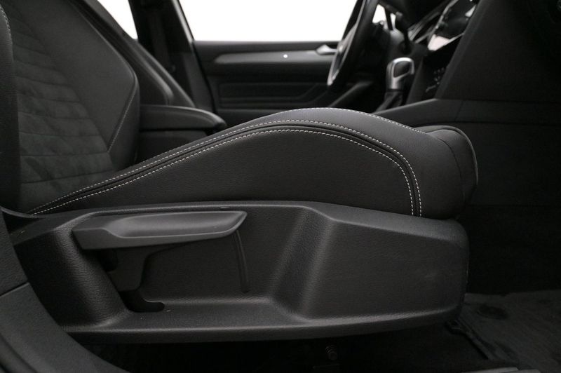 Volkswagen Passat bild 13