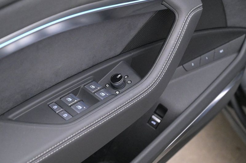 Audi e-tron Sportback bild 11