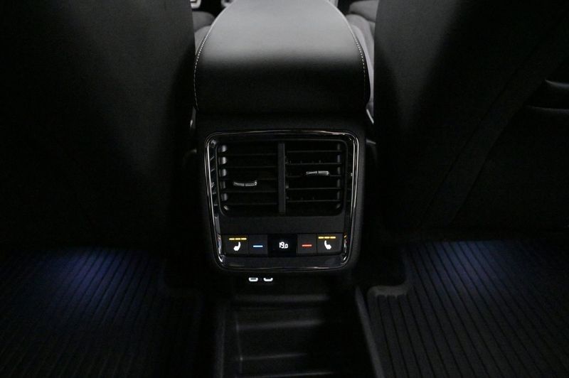Skoda Enyaq bild 21