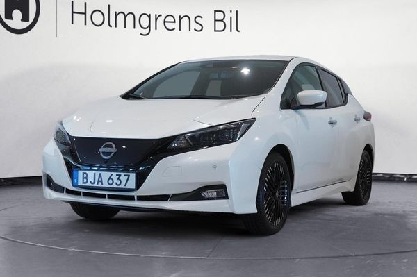 Nissan Leaf N-Connecta 39kWh LED Navi 360 | Ränta 1,99% - 2024