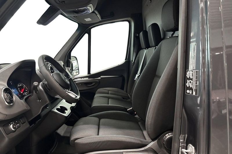 Mercedes Sprinter bild 10