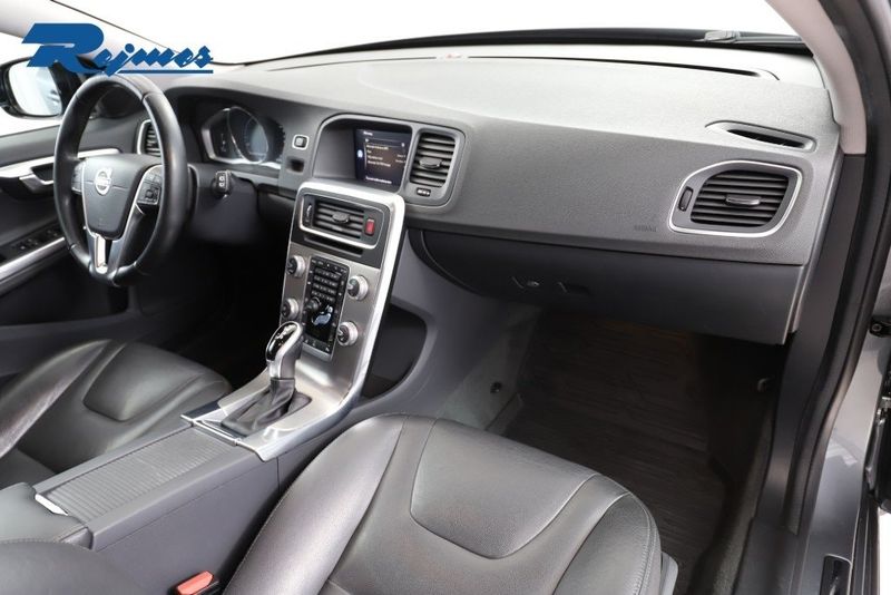 Volvo V60 bild 24